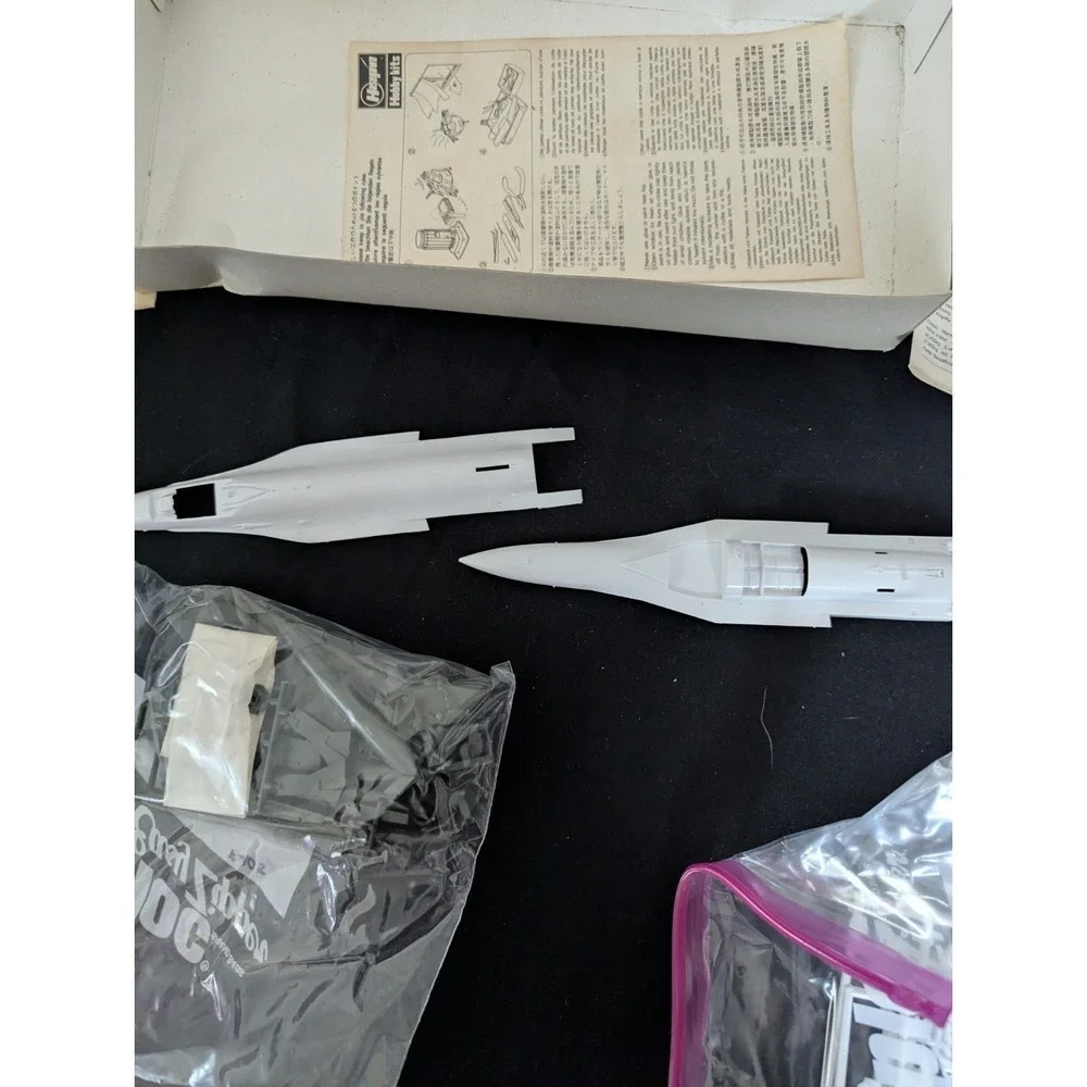 3 VTG Model Airplane kits 1:72 Thunderbird Mcdonnell Douglas hornet thunderchief